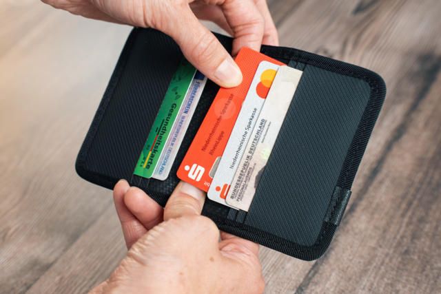 Cardholder Kelly - ke200680